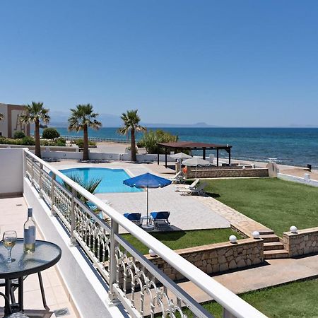 Azure Seaside Apts Magnisía Eksteriør bilde
