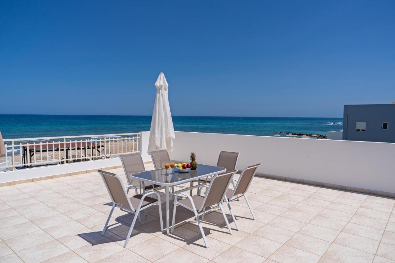 Azure Seaside Apts Magnisía Eksteriør bilde