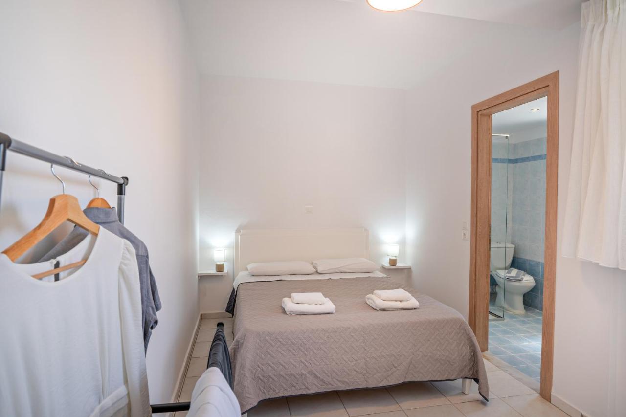 Azure Seaside Apts Magnisía Eksteriør bilde
