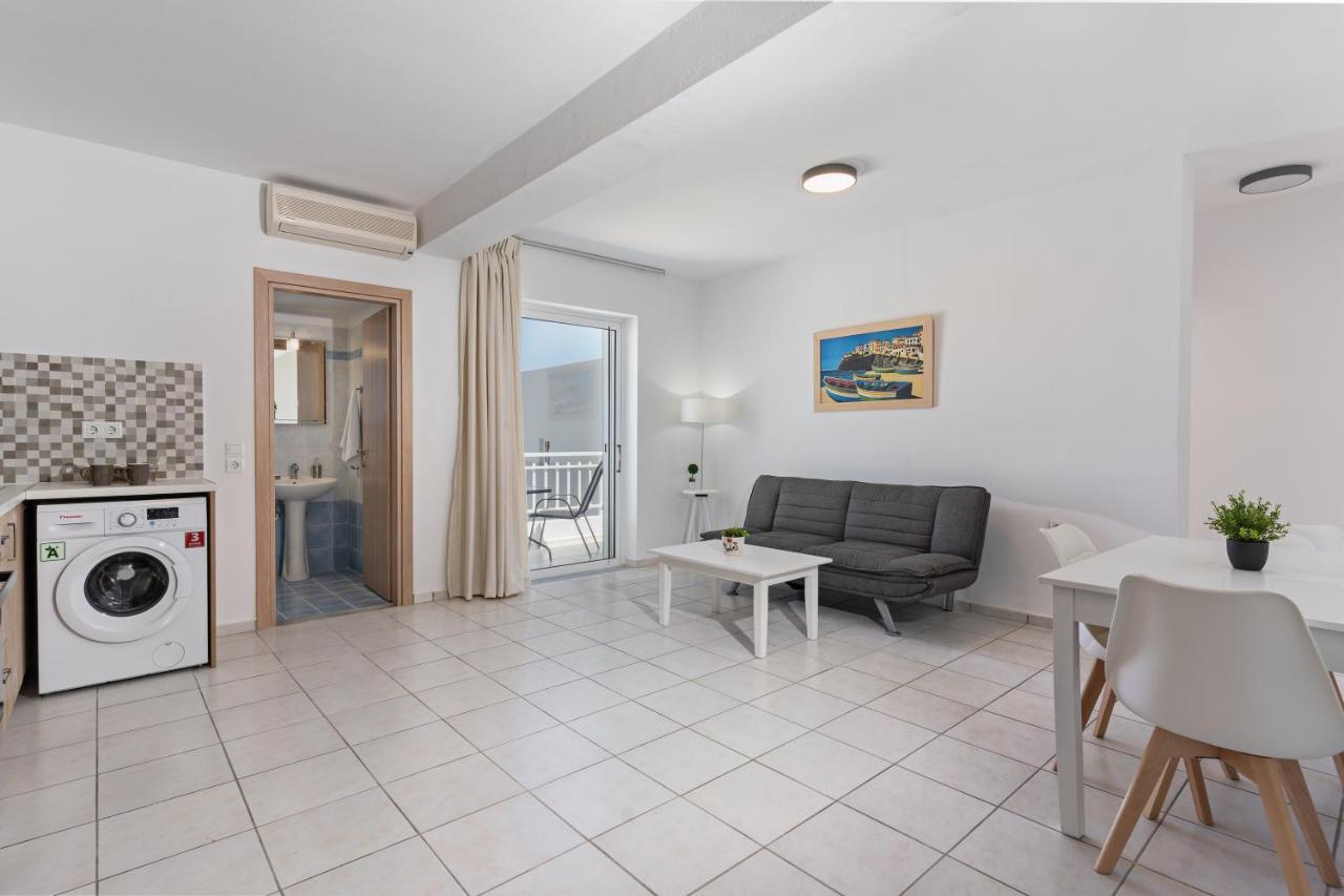 Azure Seaside Apts Magnisía Eksteriør bilde