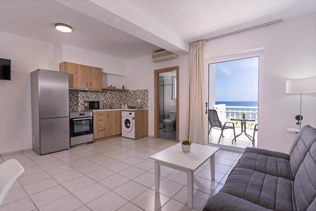 Azure Seaside Apts Magnisía Eksteriør bilde