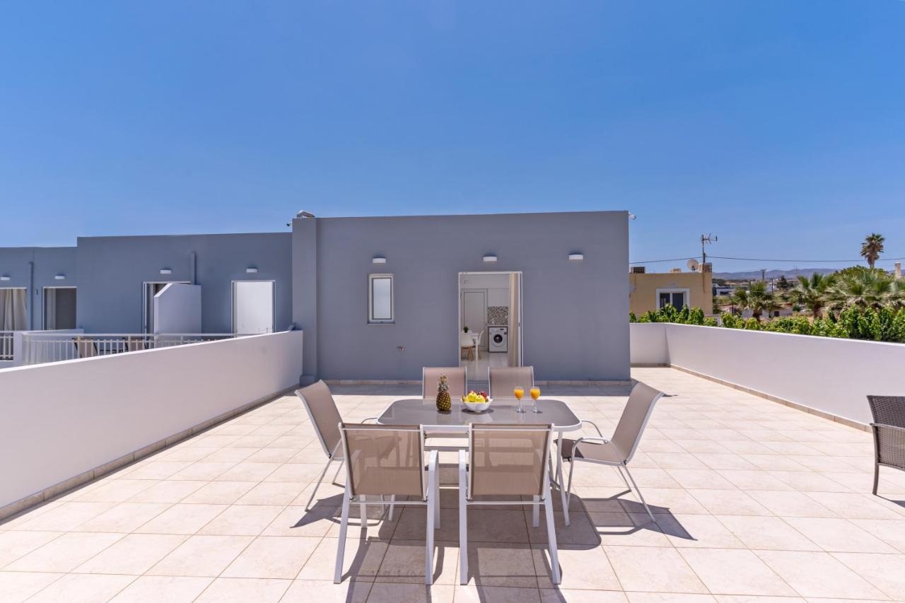 Azure Seaside Apts Magnisía Eksteriør bilde
