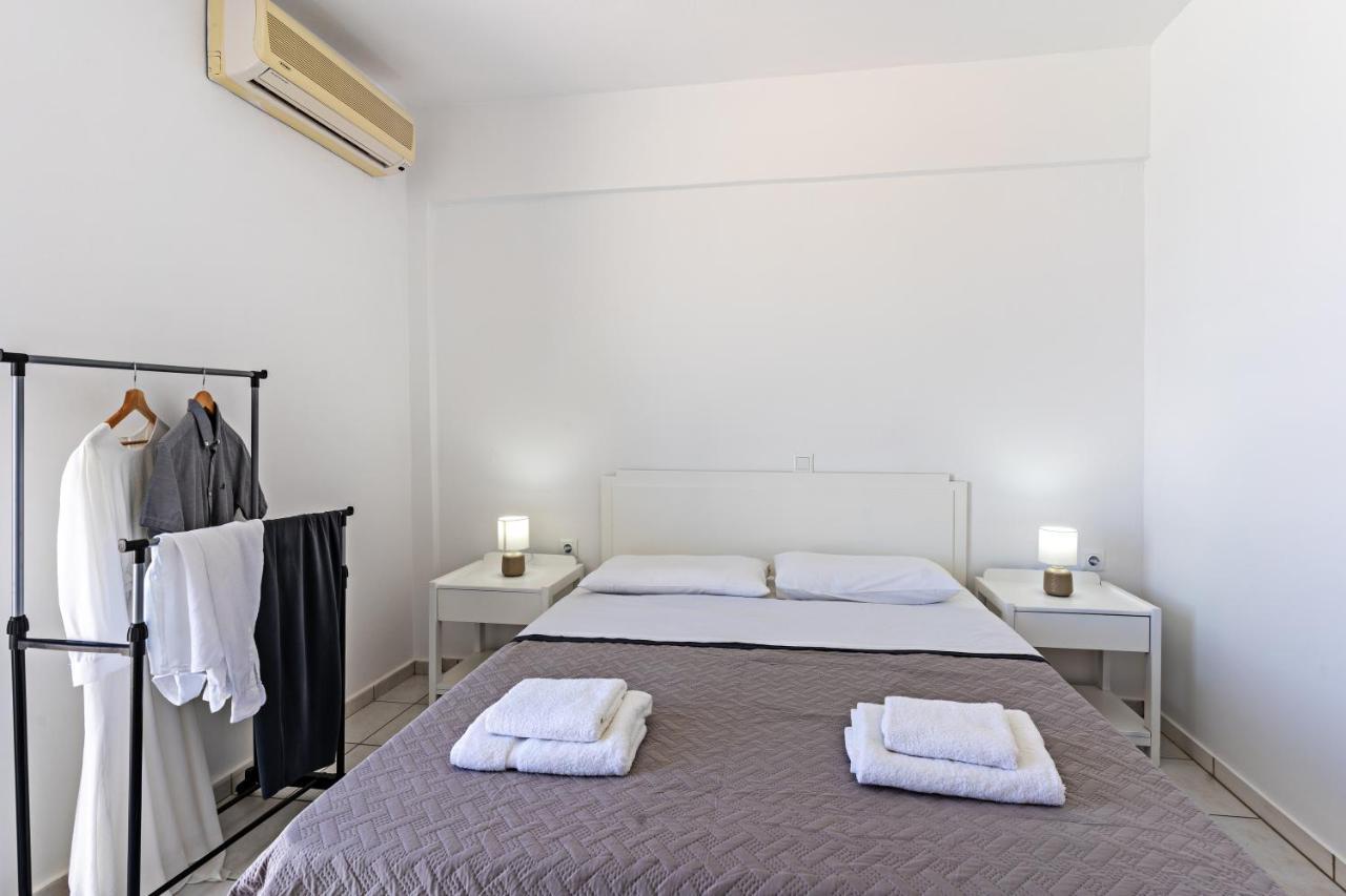 Azure Seaside Apts Magnisía Eksteriør bilde