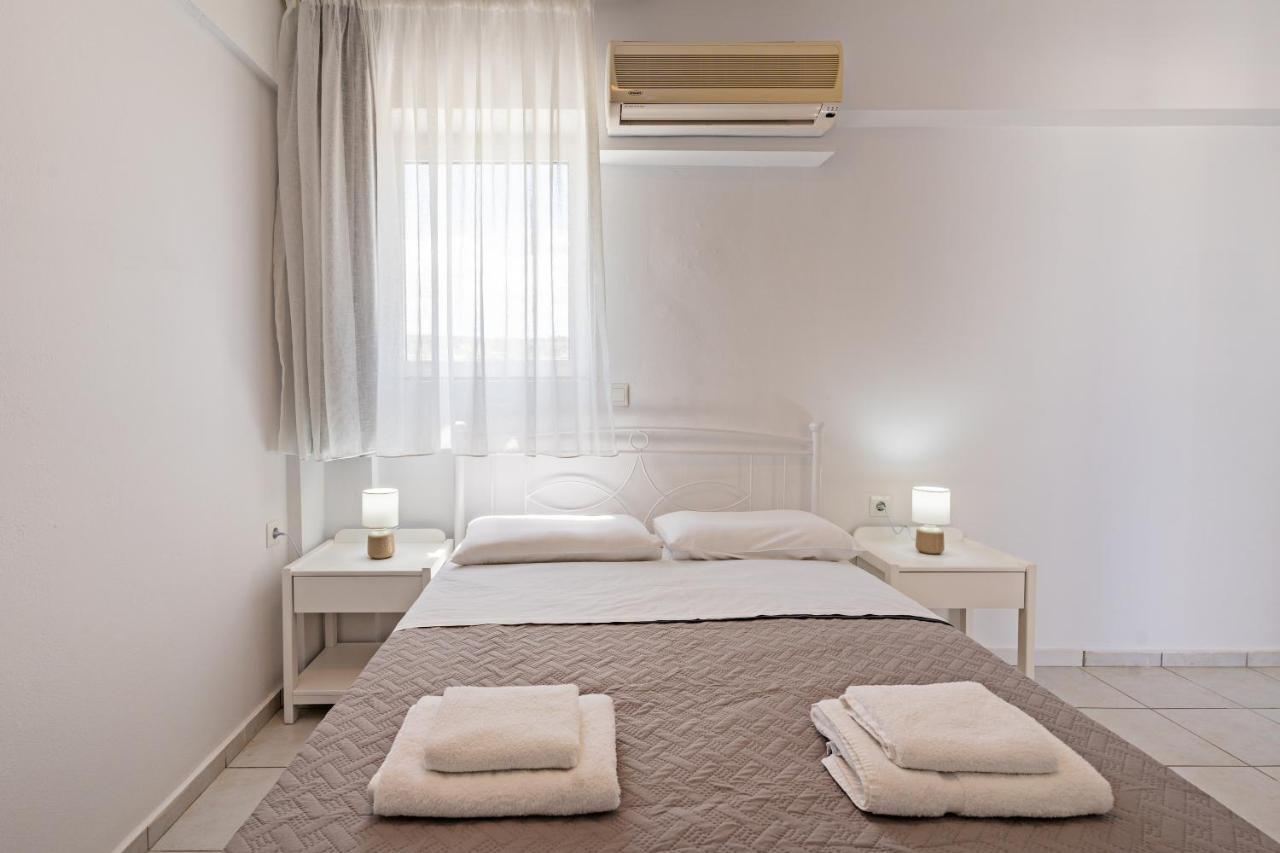 Azure Seaside Apts Magnisía Eksteriør bilde