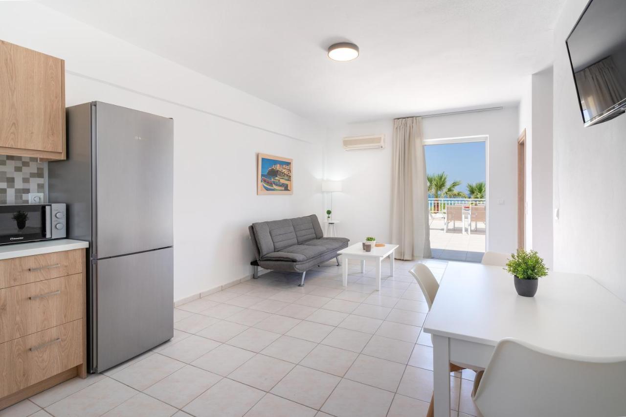Azure Seaside Apts Magnisía Eksteriør bilde