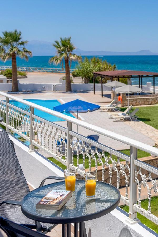 Azure Seaside Apts Magnisía Eksteriør bilde